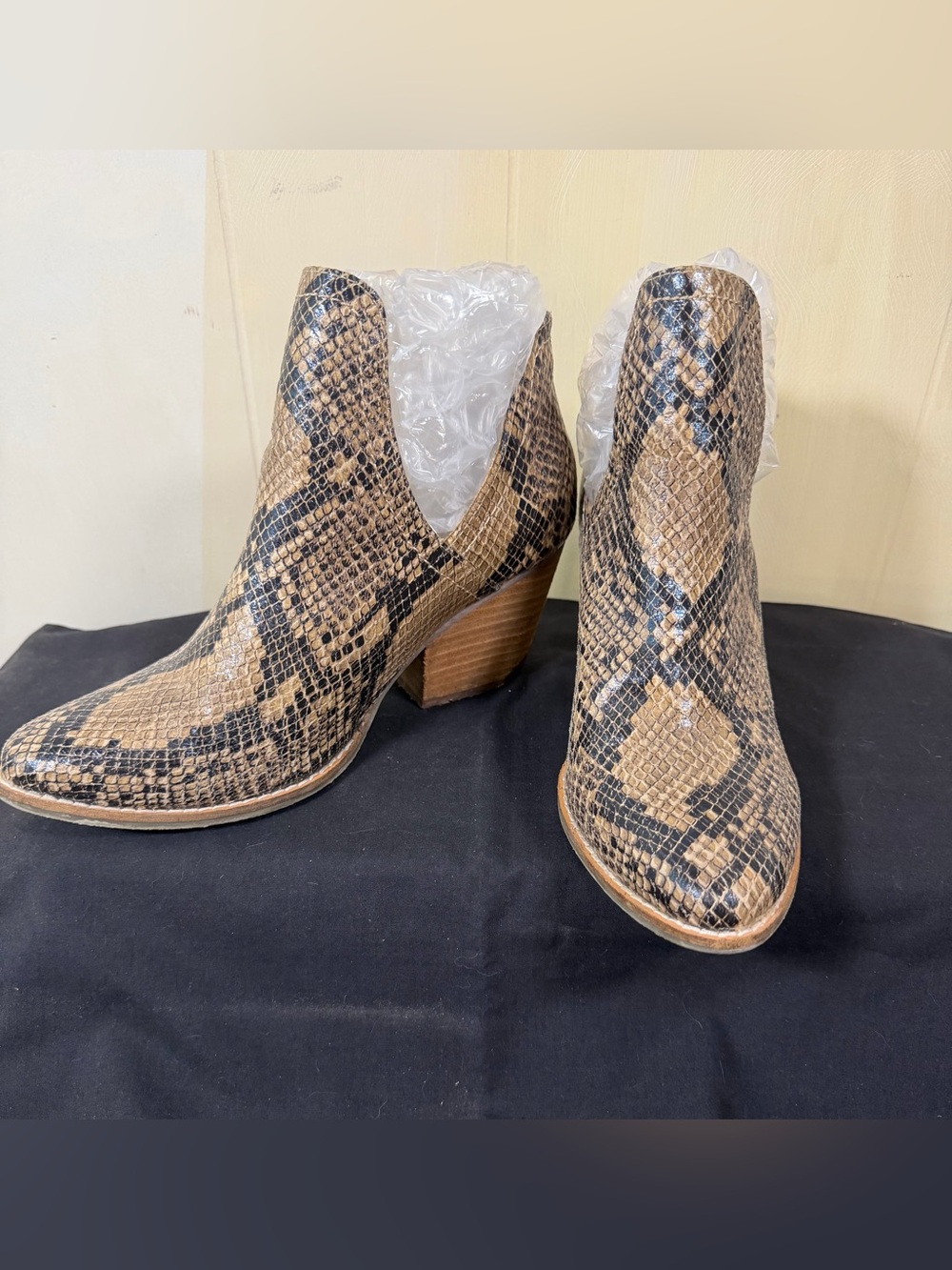 Coconuts by Matisse "Trader" Snake Print Cutout 8.5  Booties
